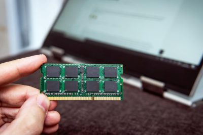 Ritmo sinfónico: la armonía invisible de la elección de memoria RAM para tu laptop