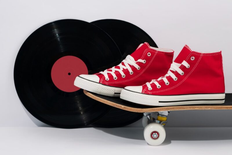 calzado030pg Outfits con tenis rojos hombre